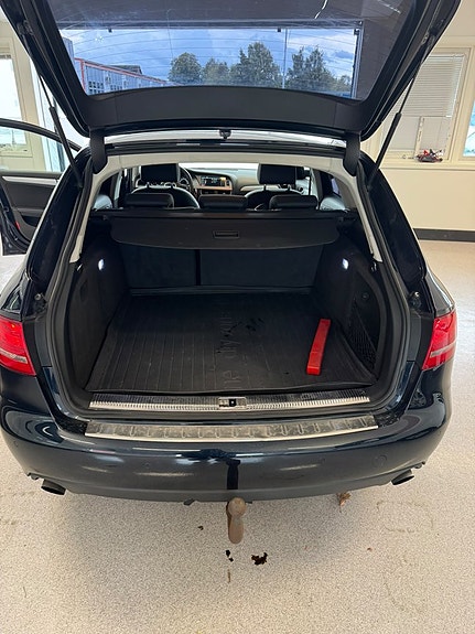 Audi A4 10 of 10