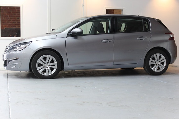 Peugeot 308 7 of 19