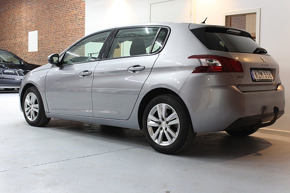 Peugeot 308 6 of 19
