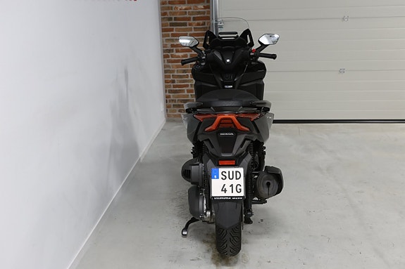Honda Forza 350 5 of 8