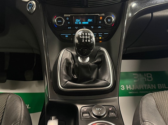 Ford Kuga 17 of 22