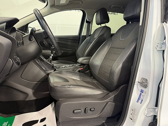 Ford Kuga 8 of 22