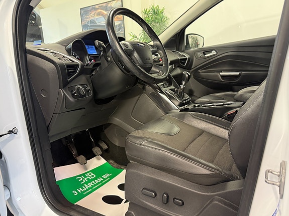 Ford Kuga 9 of 22