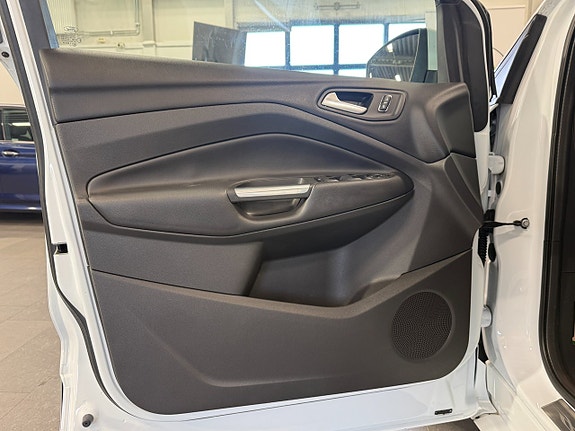 Ford Kuga 7 of 22