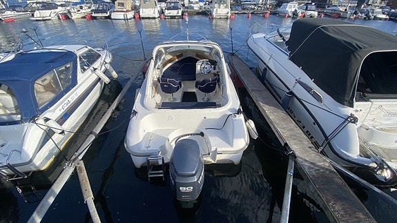 Yamarin 56 HT -10 Yamaha F80 -11 4 of 14