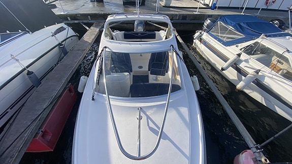 Yamarin 56 HT -10 Yamaha F80 -11 3 of 14