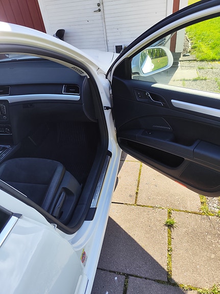 Skoda Superb 8 of 27