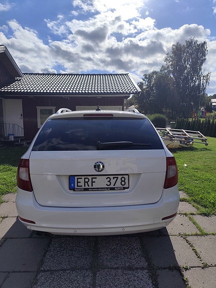 Skoda Superb 5 of 27