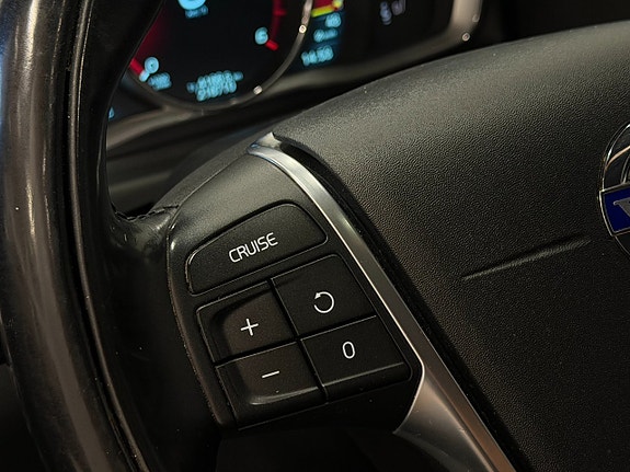 Volvo V70 22 of 30
