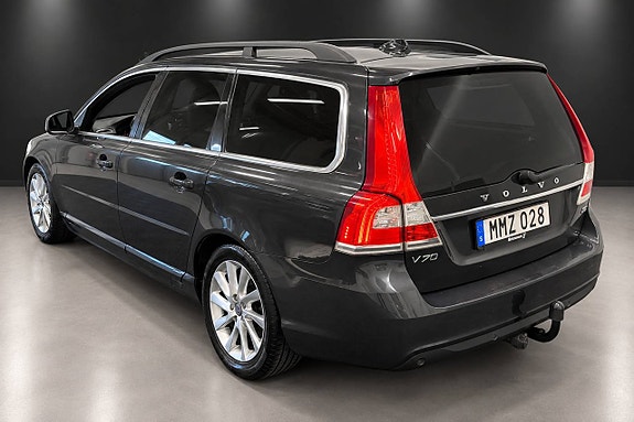 Volvo V70 3 of 30