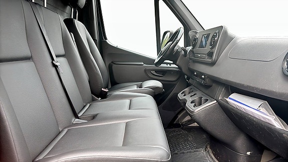 Mercedes-Benz Sprinter 516 3 of 9