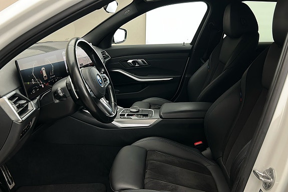 BMW 330e 10 of 24