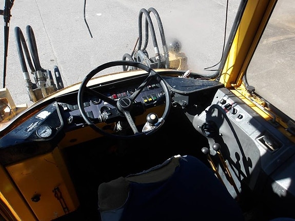 Volvo BM 4200 B 5 of 5