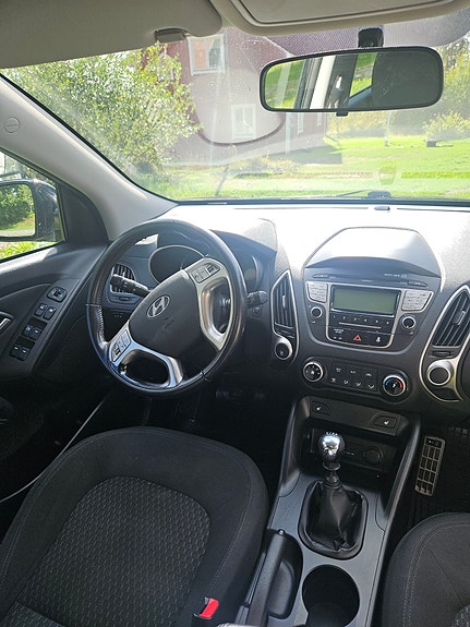 Hyundai ix35 6 of 8