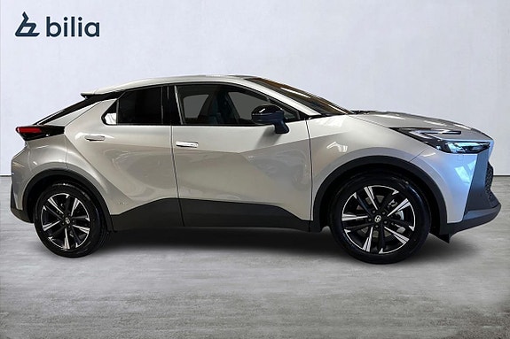 Toyota C-HR 18 of 21