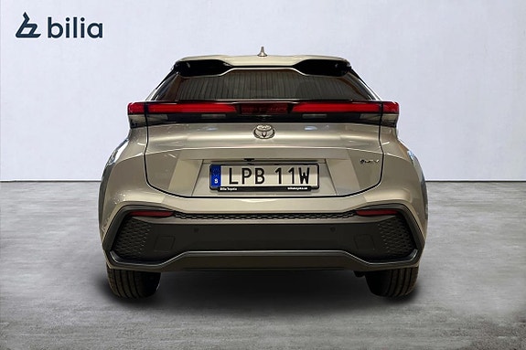 Toyota C-HR 5 of 21