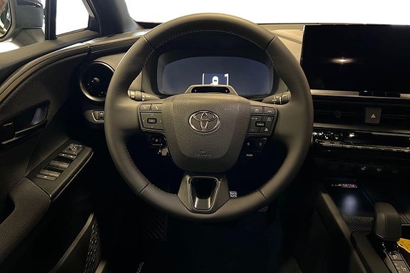 Toyota C-HR 11 of 21