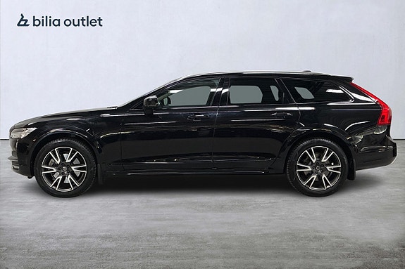 Volvo V90 Cross Country 9 of 30