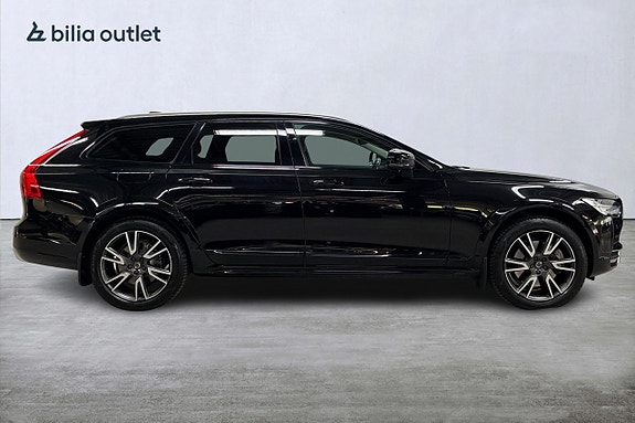 Volvo V90 Cross Country 5 of 30