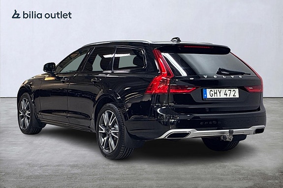 Volvo V90 Cross Country 8 of 30