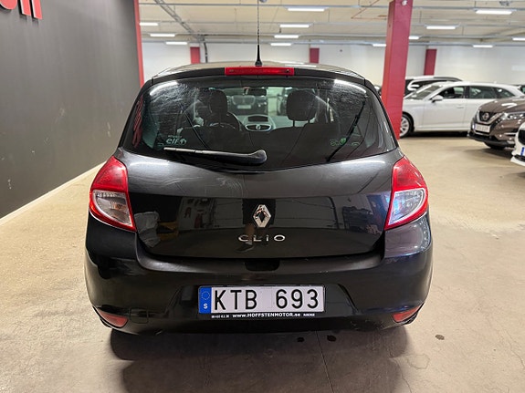 Renault Clio 4 of 16