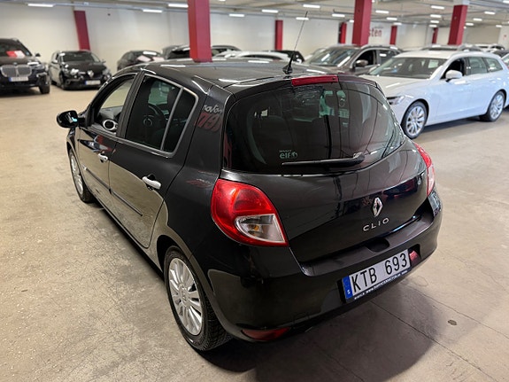 Renault Clio 5 of 16