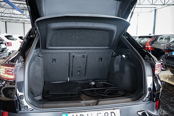 Volkswagen ID.4 GTX 28 of 29