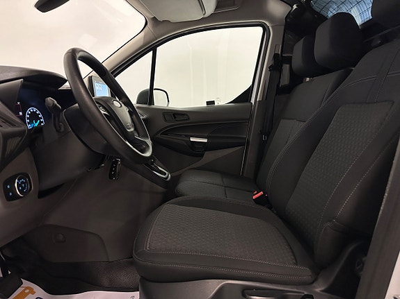 Ford Transit Connect 8 of 18