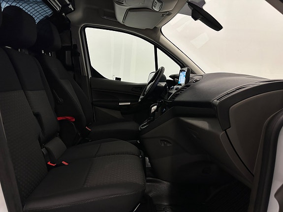 Ford Transit Connect 13 of 18