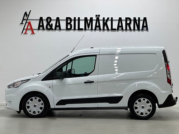 Ford Transit Connect 6 of 18