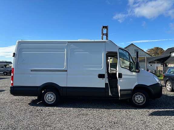 Iveco 35S14 13 of 14