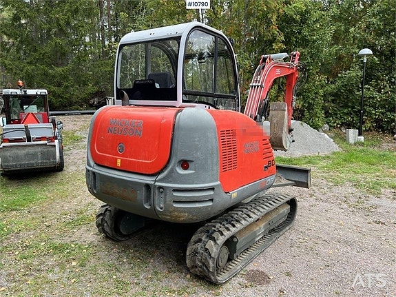 Wacker Neuson 3503 med redskap (350,000:- ex moms) 5 of 24
