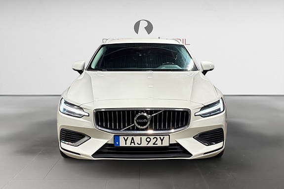 Volvo V60 11 of 20