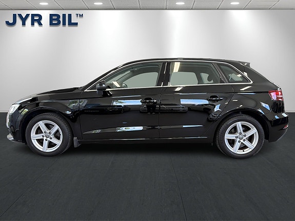Audi A3 6 of 21