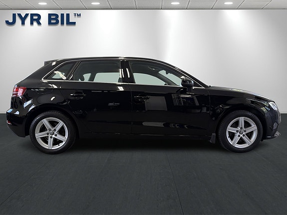 Audi A3 2 of 21