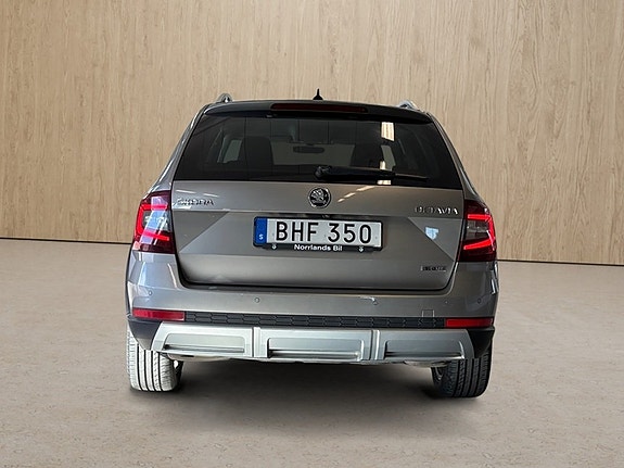 Skoda Octavia 9 of 10