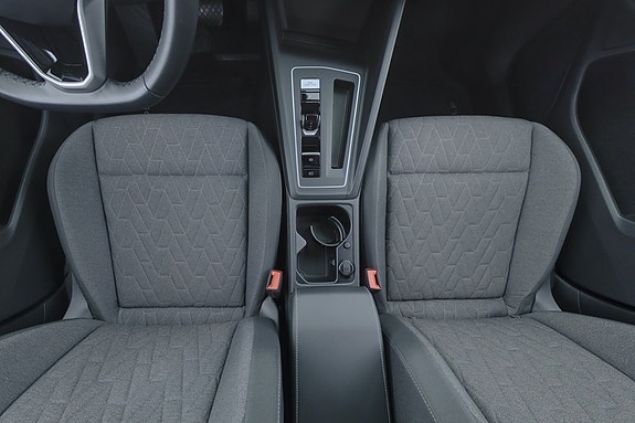 Volkswagen Golf I 9 of 16