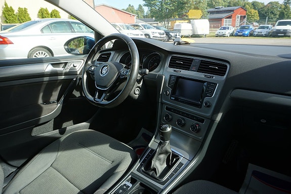 Volkswagen Golf I 7 of 7