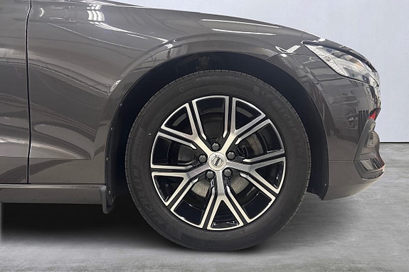 Volvo V60 14 of 22