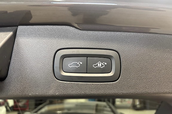 Volvo V60 18 of 22