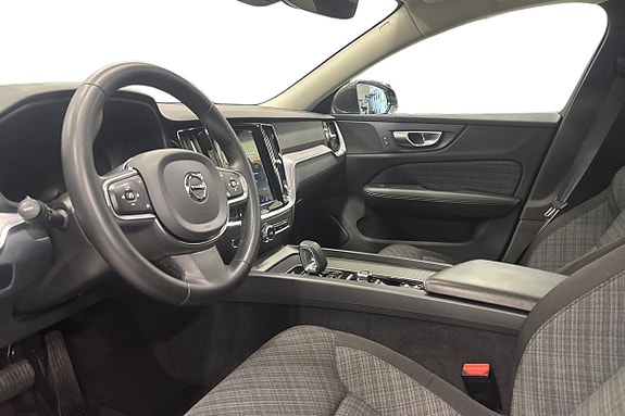 Volvo V60 8 of 22
