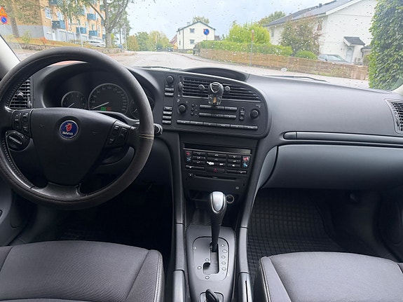 Saab 9-3 7 of 8
