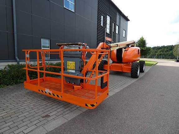 JLG 600 AJ 3 of 11