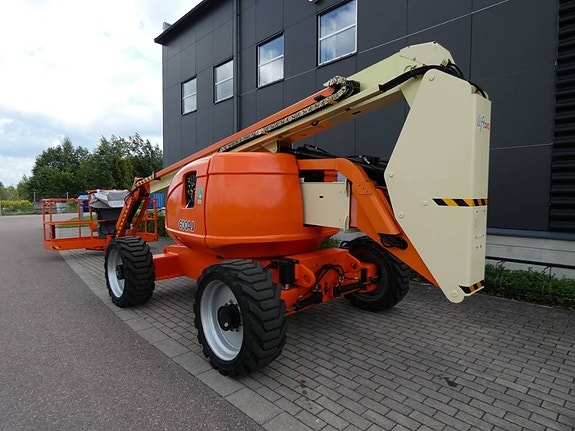 JLG 600 AJ 10 of 11
