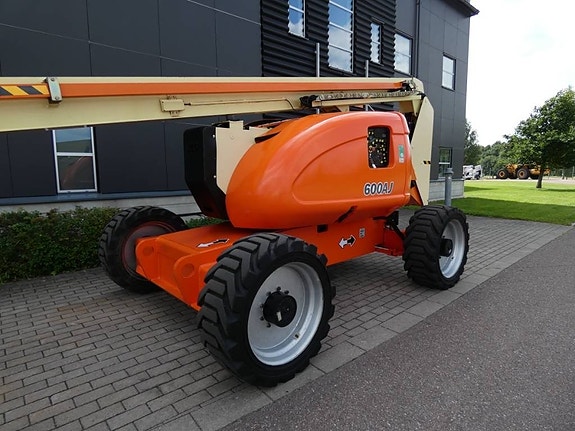JLG 600 AJ 2 of 11