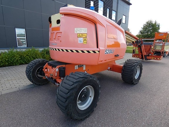 JLG 520 AJ 10 of 13