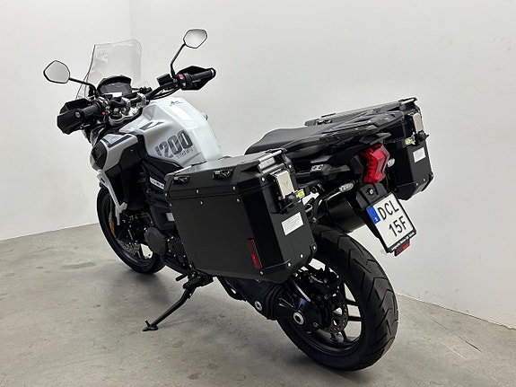 Triumph TIGER 1200 ALPINE 4 of 5