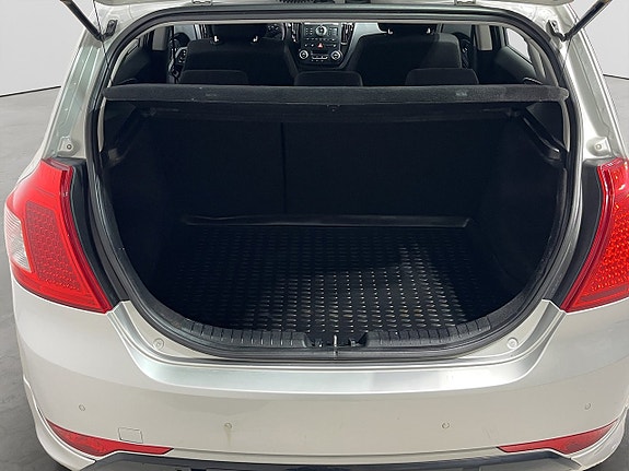 Kia Ceed 11 of 17