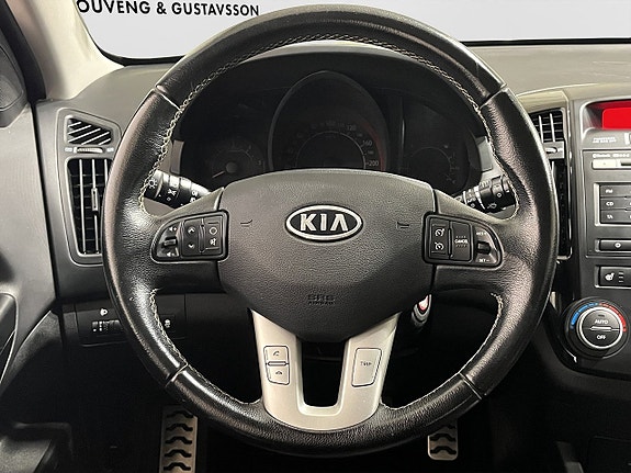 Kia Ceed 13 of 17