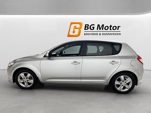Kia Ceed 7 of 17